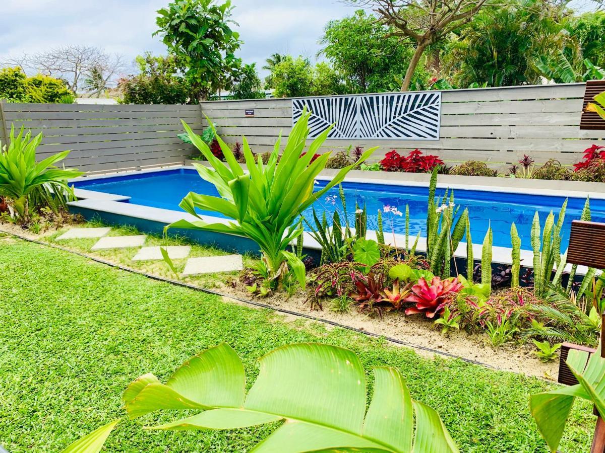 Muri Beachside Villa With Pool 라로통가 외부 사진